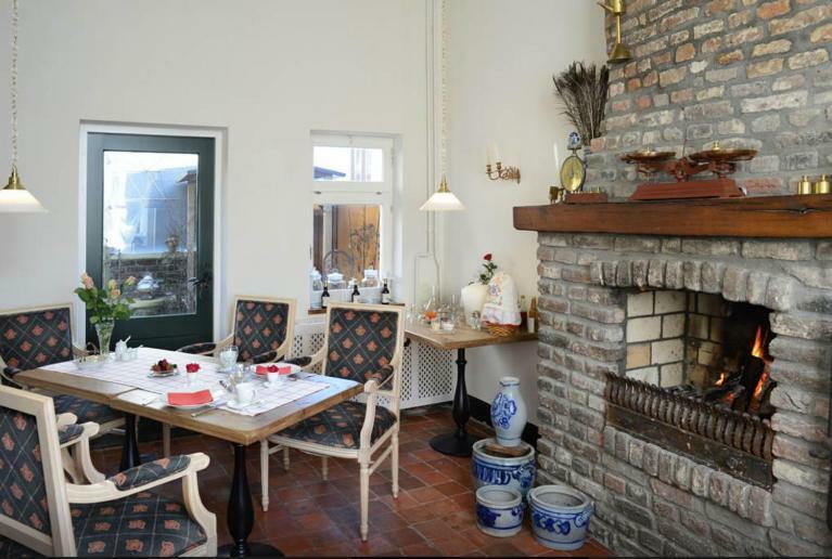 Artagnan Bed and Breakfast Maastricht Exteriör bild