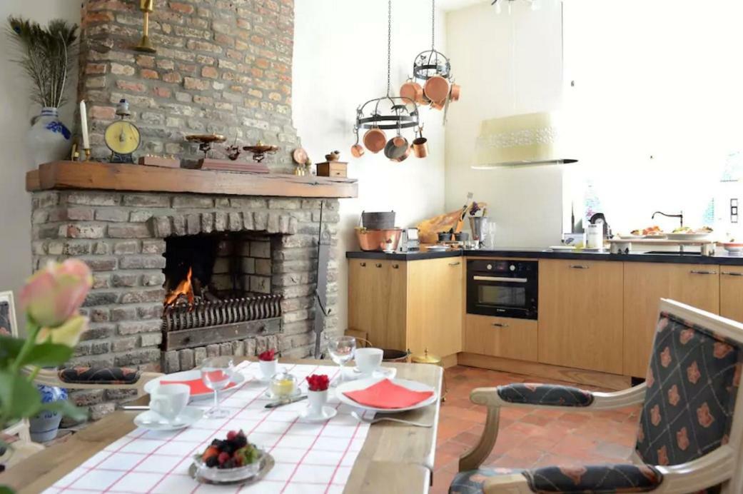 Artagnan Bed and Breakfast Maastricht Exteriör bild